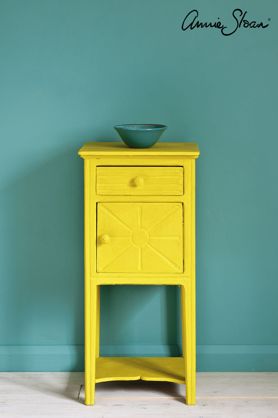 Annie Sloan® English Yellow Chalk Paint®