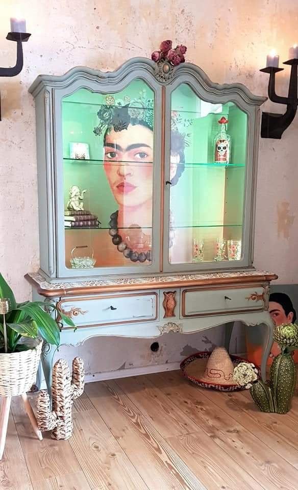 Frida decoupage paper