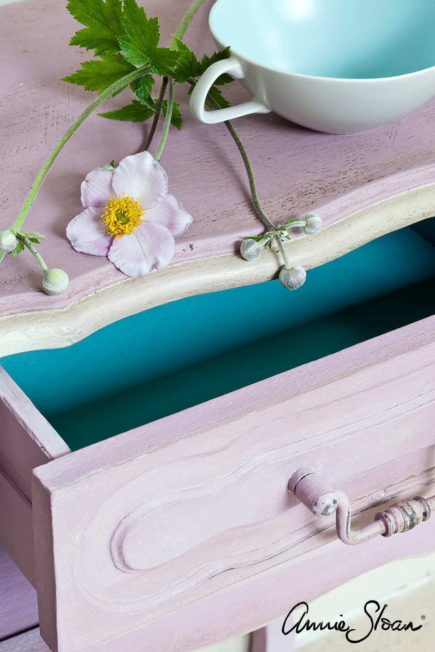 Annie Sloan® Henrietta Chalk Paint®