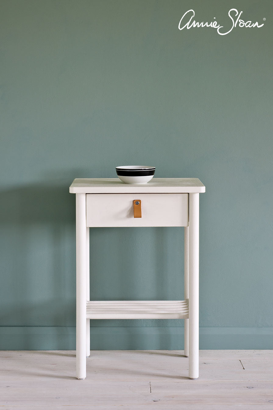 Annie Sloan® Old White Chalk Paint®