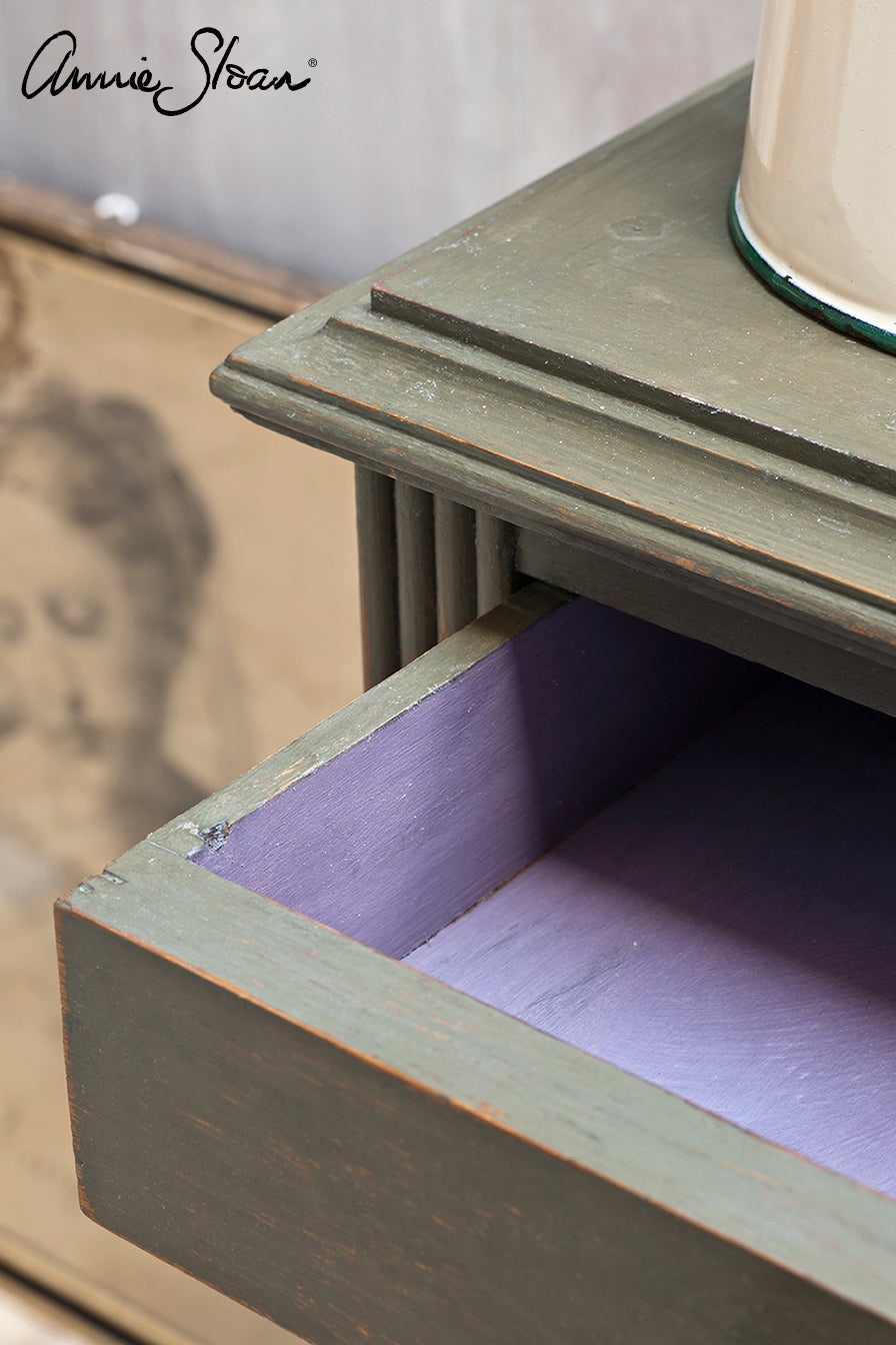 Annie Sloan® Olive Chalk Paint®